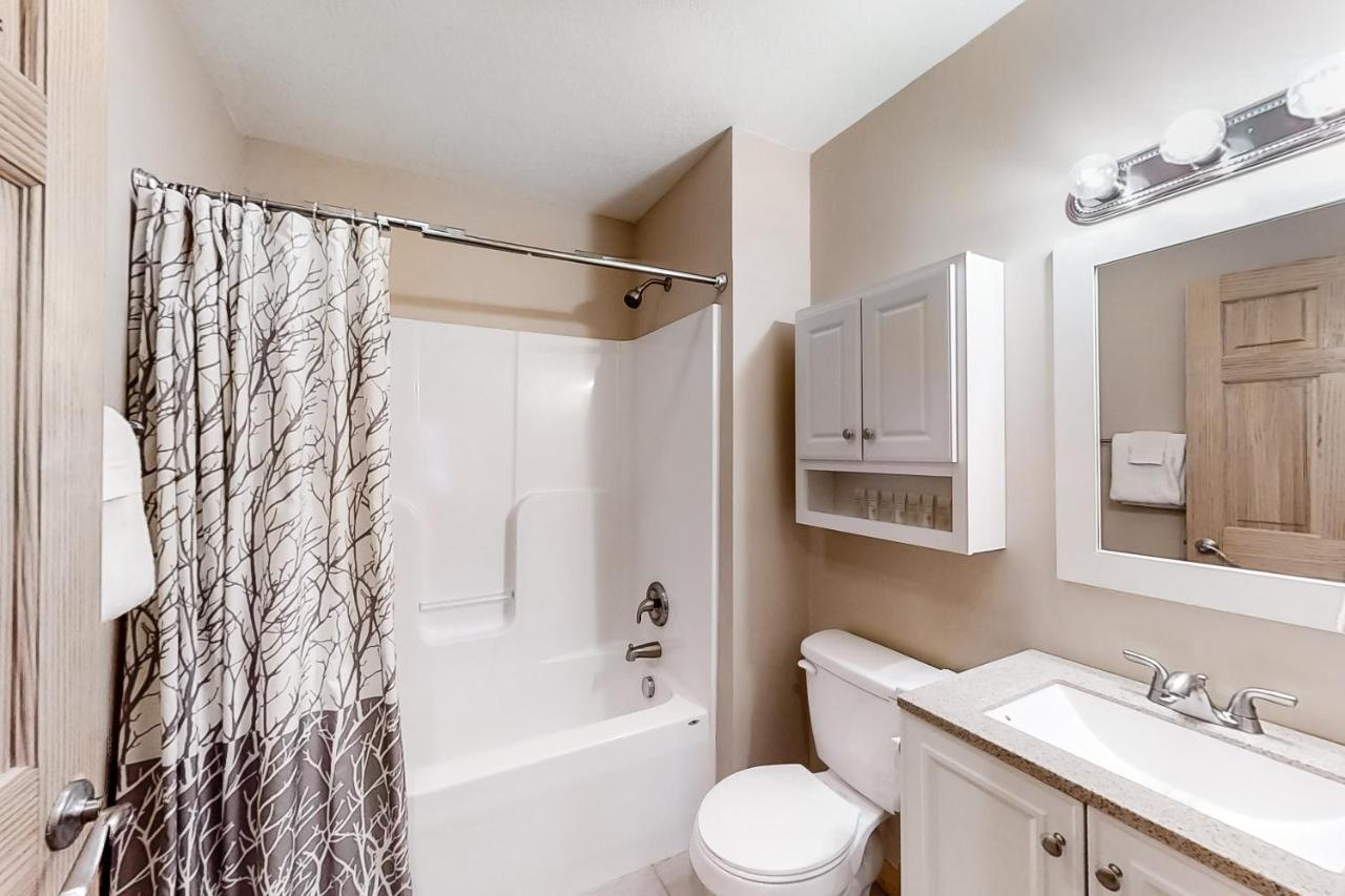 3 Bed 2 Bath Vacation Home In Whittier Εξωτερικό φωτογραφία