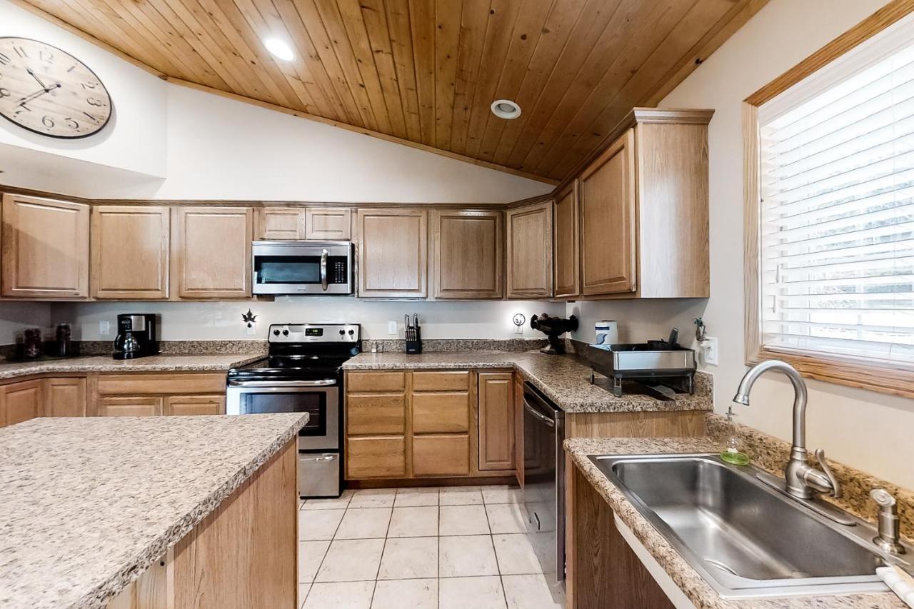 3 Bed 2 Bath Vacation Home In Whittier Εξωτερικό φωτογραφία