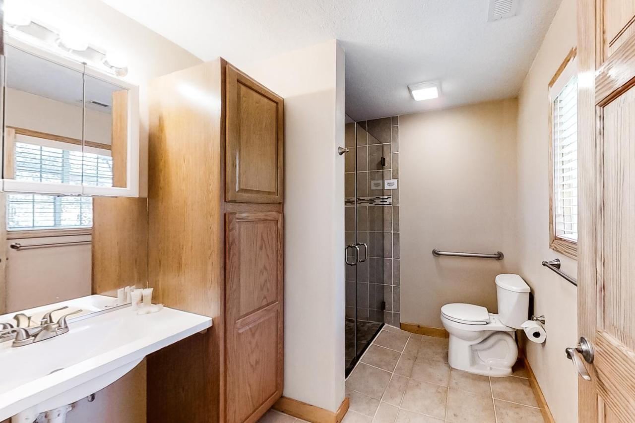 3 Bed 2 Bath Vacation Home In Whittier Εξωτερικό φωτογραφία